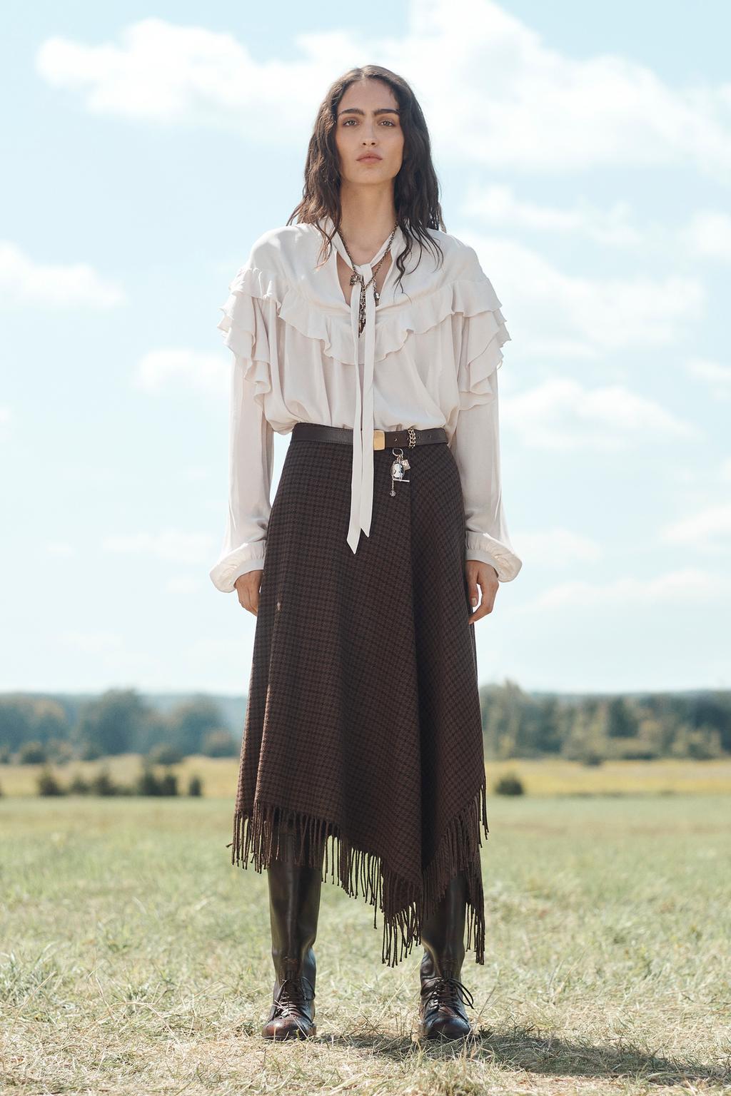 Юбка с асимметричным подолом и бахромой из коллекции limited edition