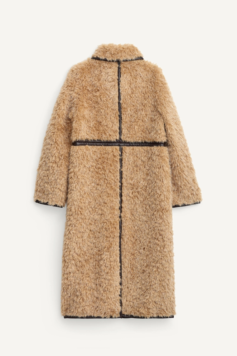 Длинное пальто из искусственного меха - лимитированная коллекция