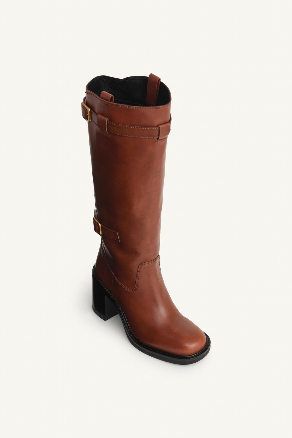 Ботинки из кожи с пряжкой limited edition