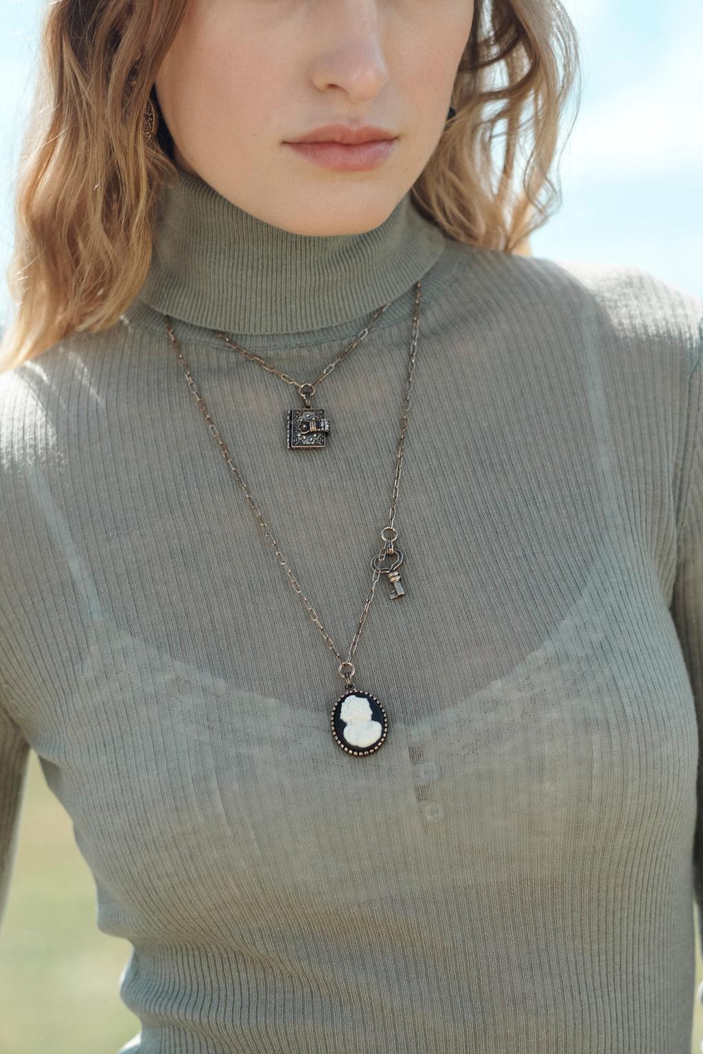 Ожерелье charms collar limited edition