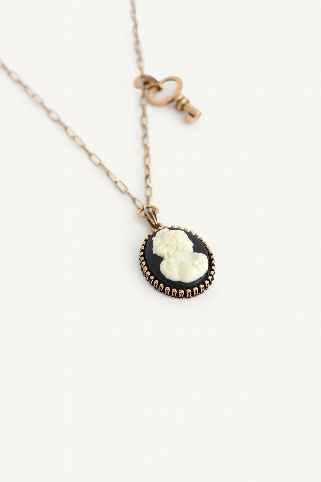 Ожерелье charms collar limited edition