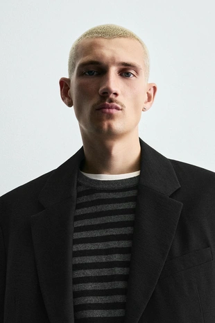 Блейзер свободного кроя из струящейся ткани- Заказать в России