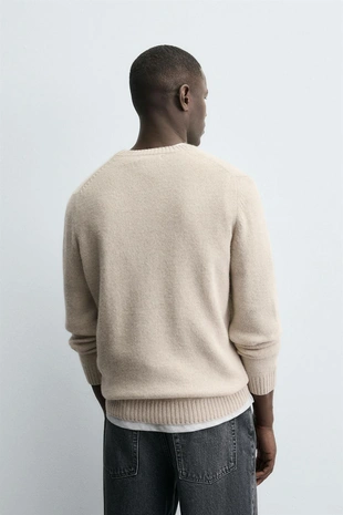 Свитер классического кроя из смесовой шерсти- Заказать в России