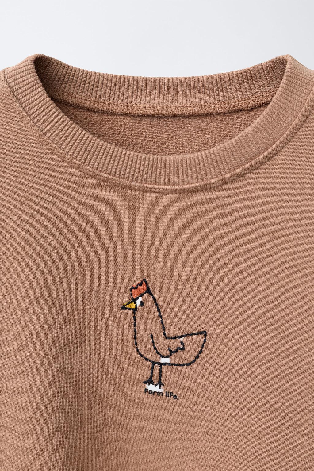 ТОЛСТОВКА С ВЫШИВКОЙ ПЕТУХА