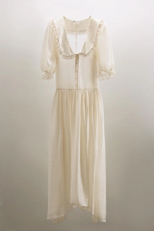 Платье миди с кружевом и широкими воланами- Заказать в России