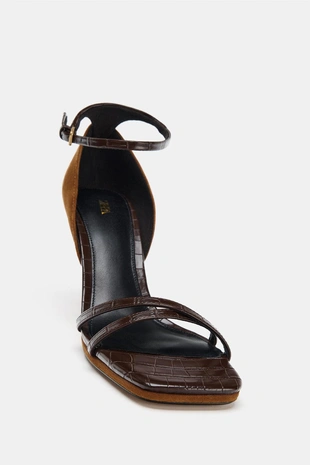 Босоножки на каблуке LIMITED EDITION- Заказать в России