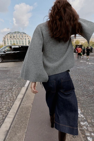 Трикотажное пальто-кимоно с разрезами на рукавах- Заказать в России