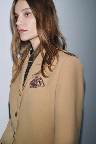 Блейзер приталенного кроя с платком — ZW COLLECTION- Заказать в России