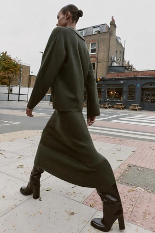 Юбка миди из мягкого трикотажа- Заказать в России