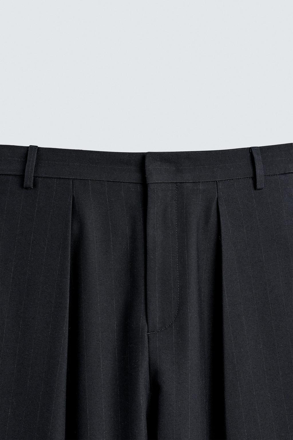 БРЮКИ RELAXED FIT СО СКЛАДКАМИ