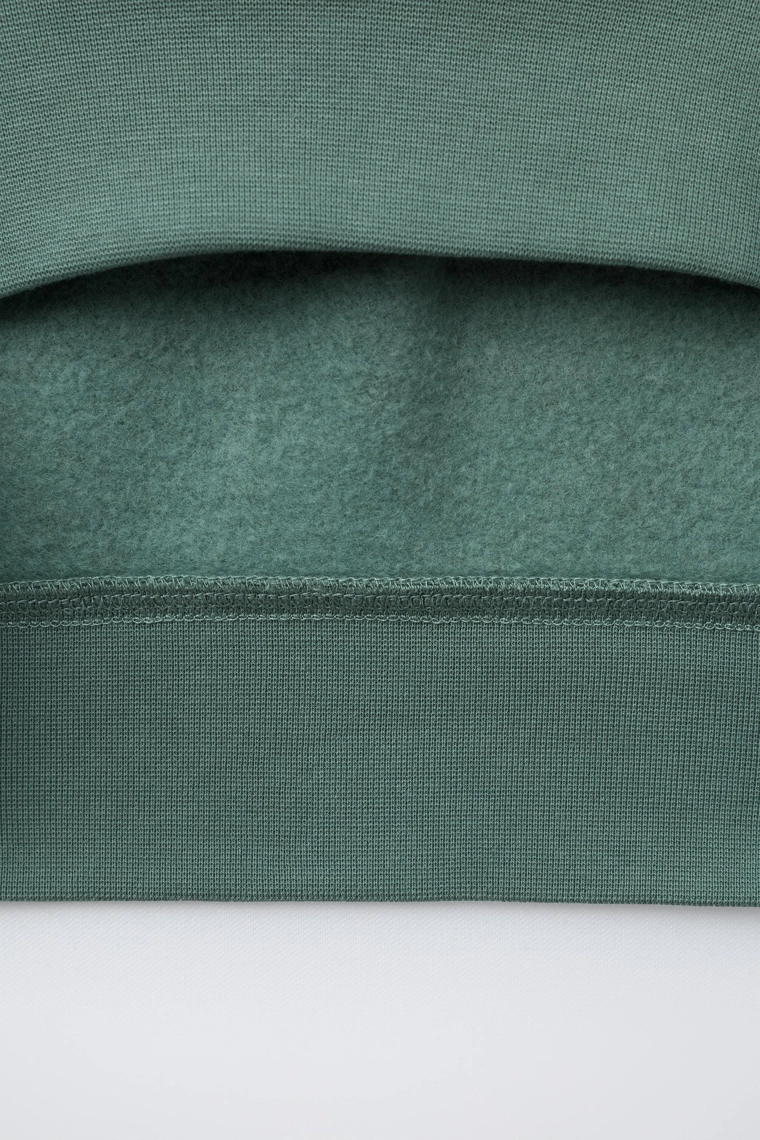 Спортивный свитшот со слоганом zara