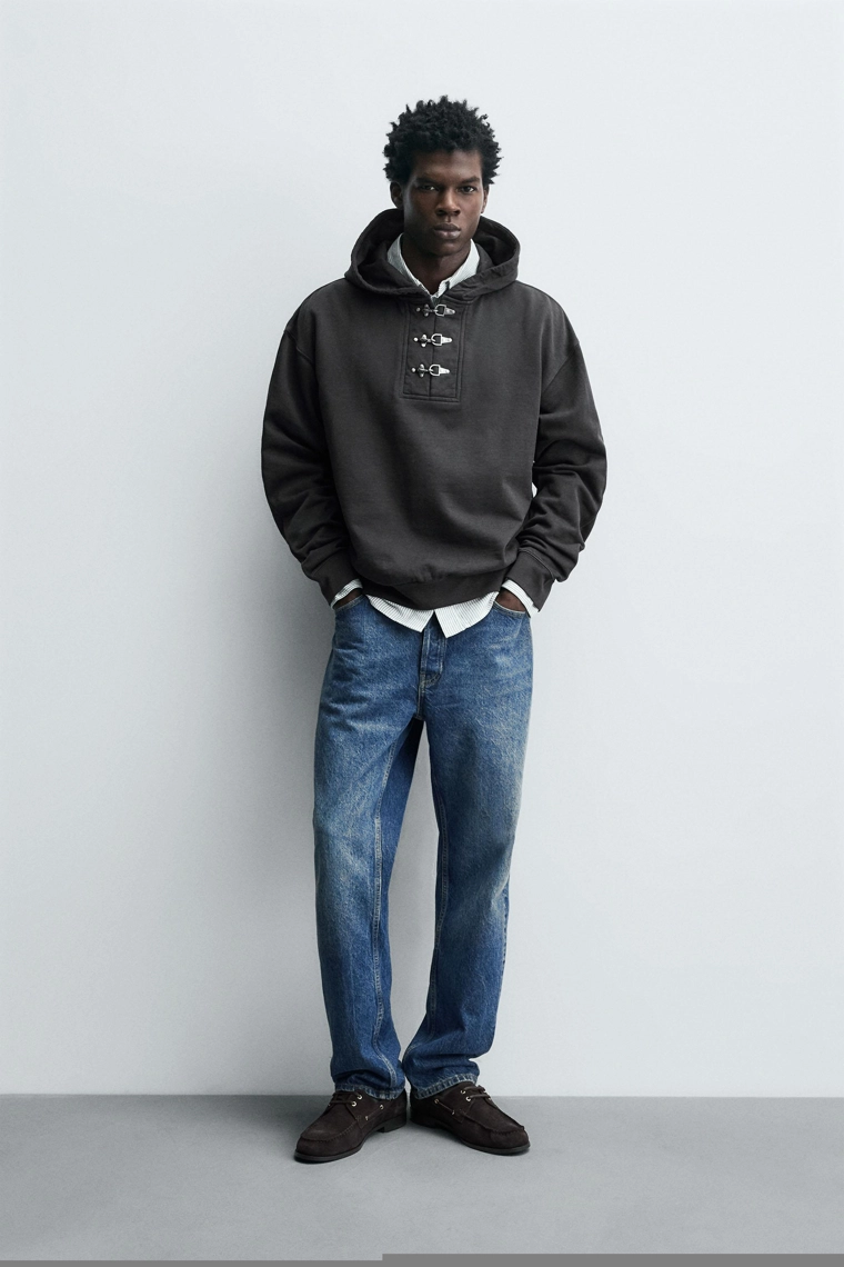 Худи с застежками