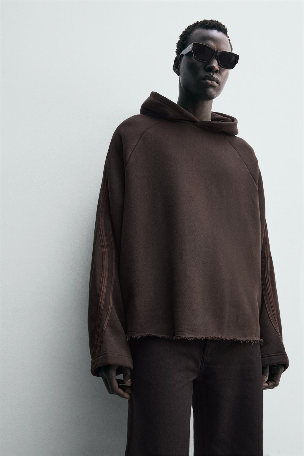 Толстовка с контрастной полоской