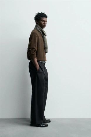 Свитер из 100% шерсти с завернутыми краями- Заказать в России