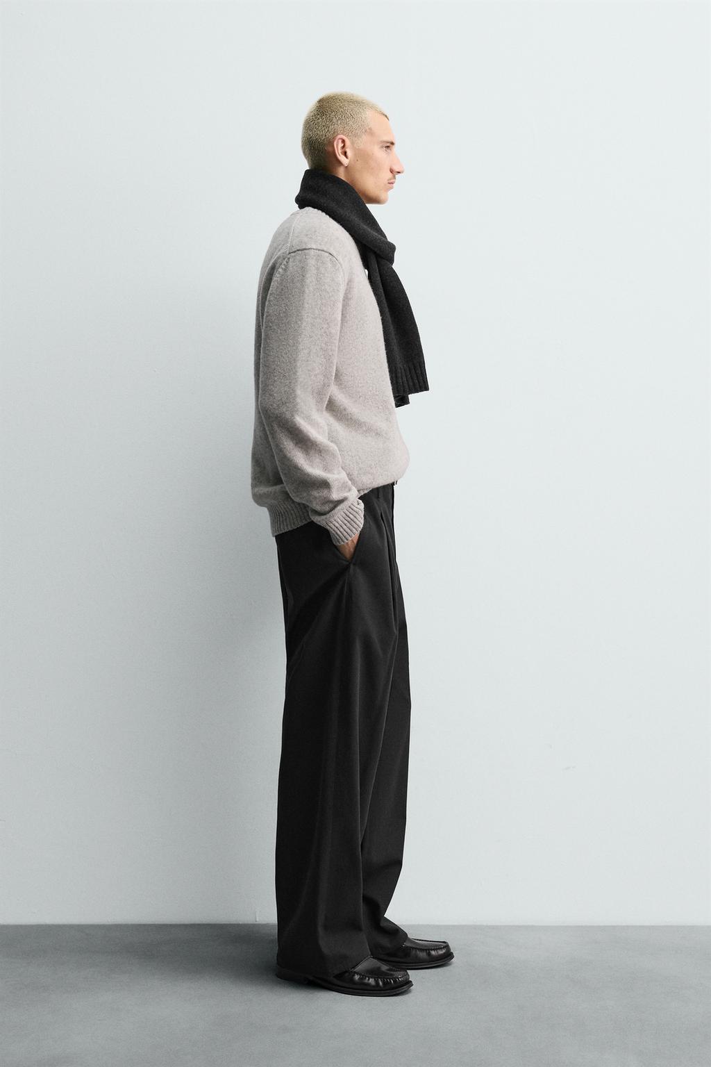 СВИТЕР КЛАССИЧЕСКОГО КРОЯ ИЗ 100% ШЕРСТИ