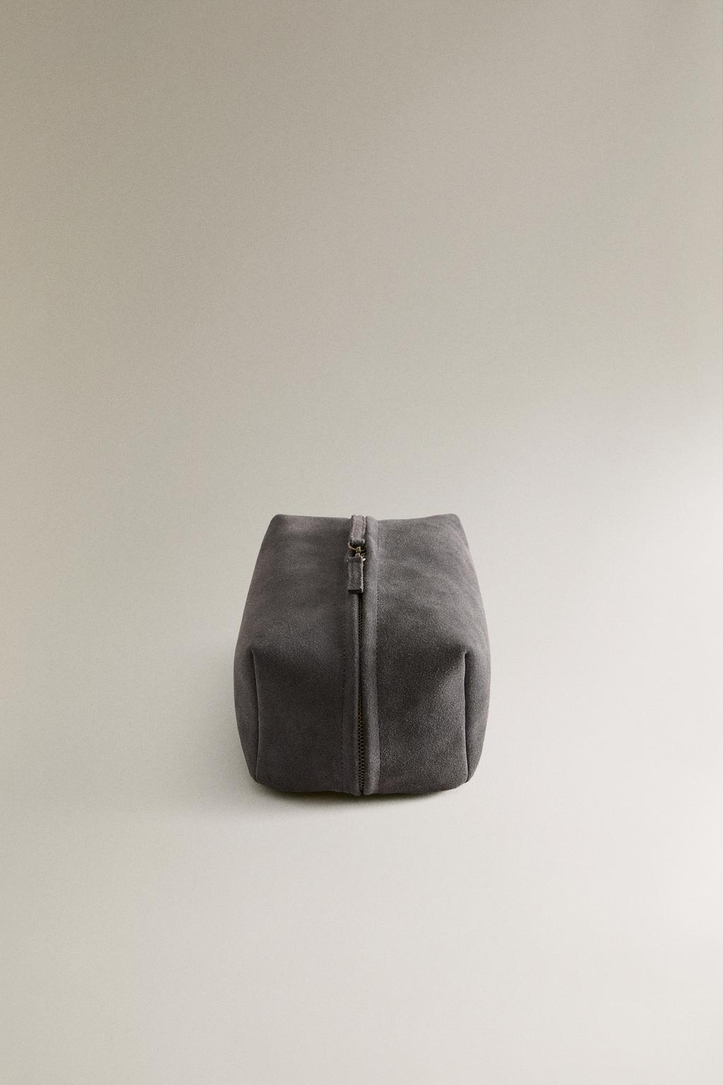 Сумка для косметики из натуральной кожи с разделением