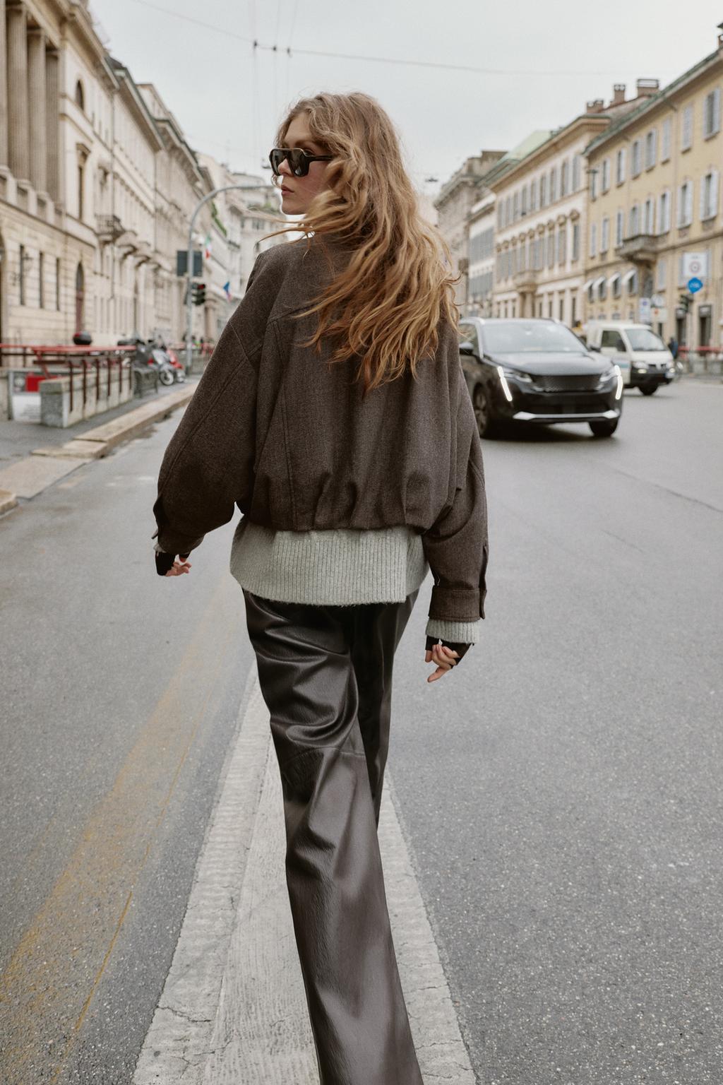 БОМБЕР С ЖАККАРДОВЫМ УЗОРОМ В ЕЛОЧКУ