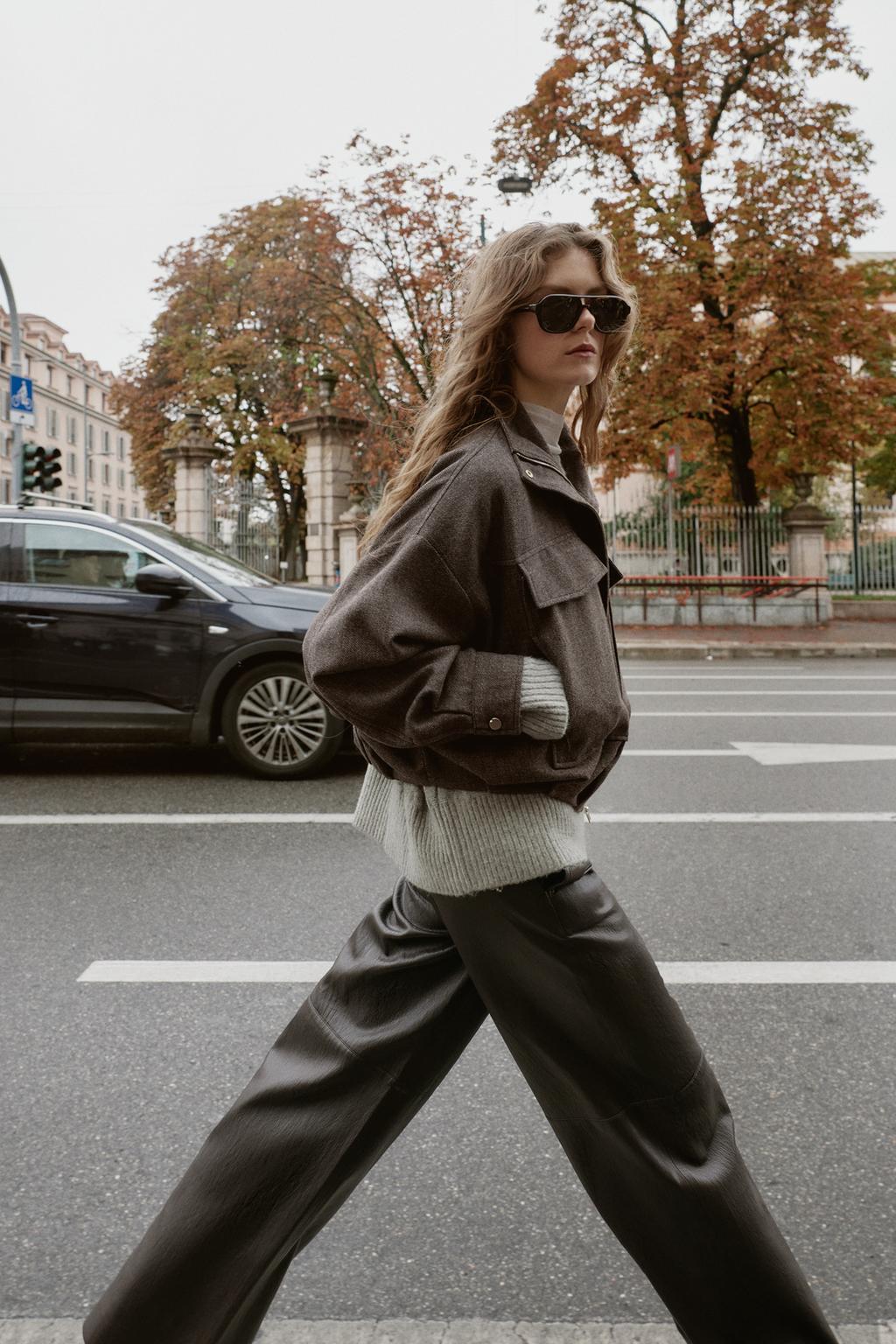 БОМБЕР С ЖАККАРДОВЫМ УЗОРОМ В ЕЛОЧКУ