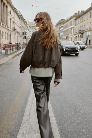 Бомбер с жаккардовым узором в елочку- Заказать в России