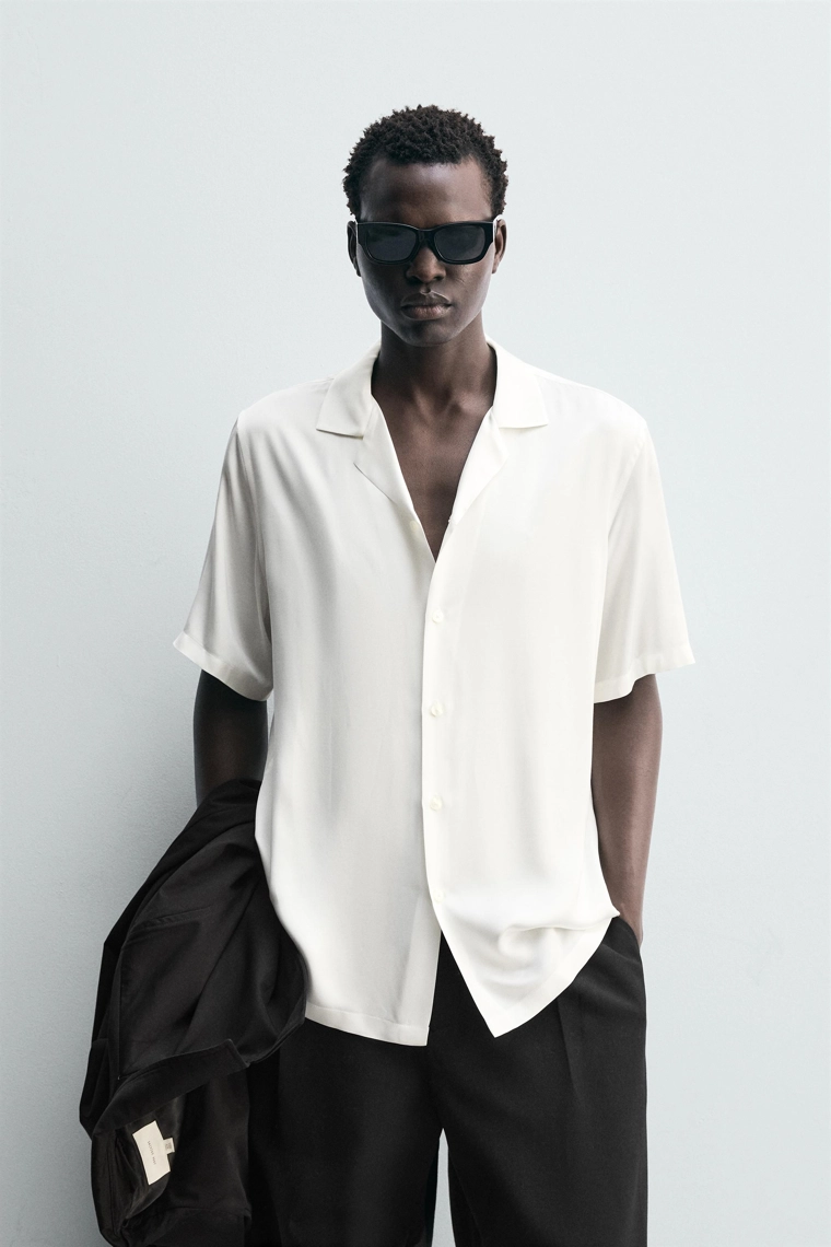 Рубашка regular fit из атласа