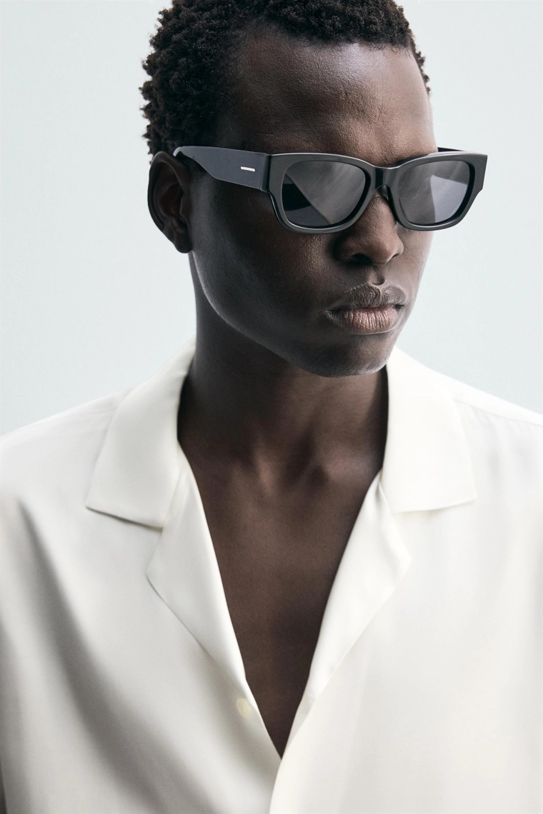 Рубашка regular fit из атласа