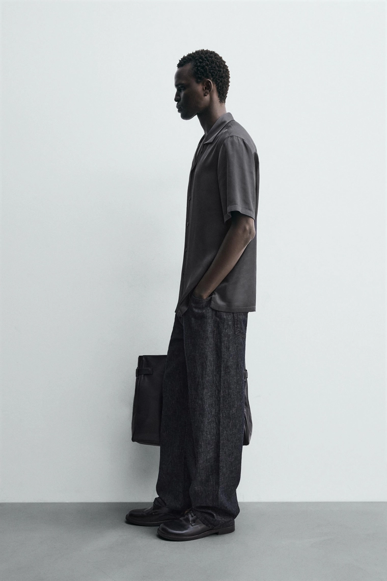 Рубашка regular fit из атласа