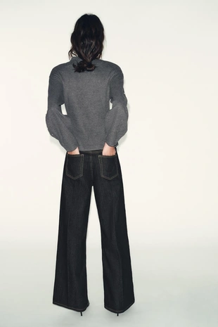 Мягкий свитер с бусинами- Заказать в России