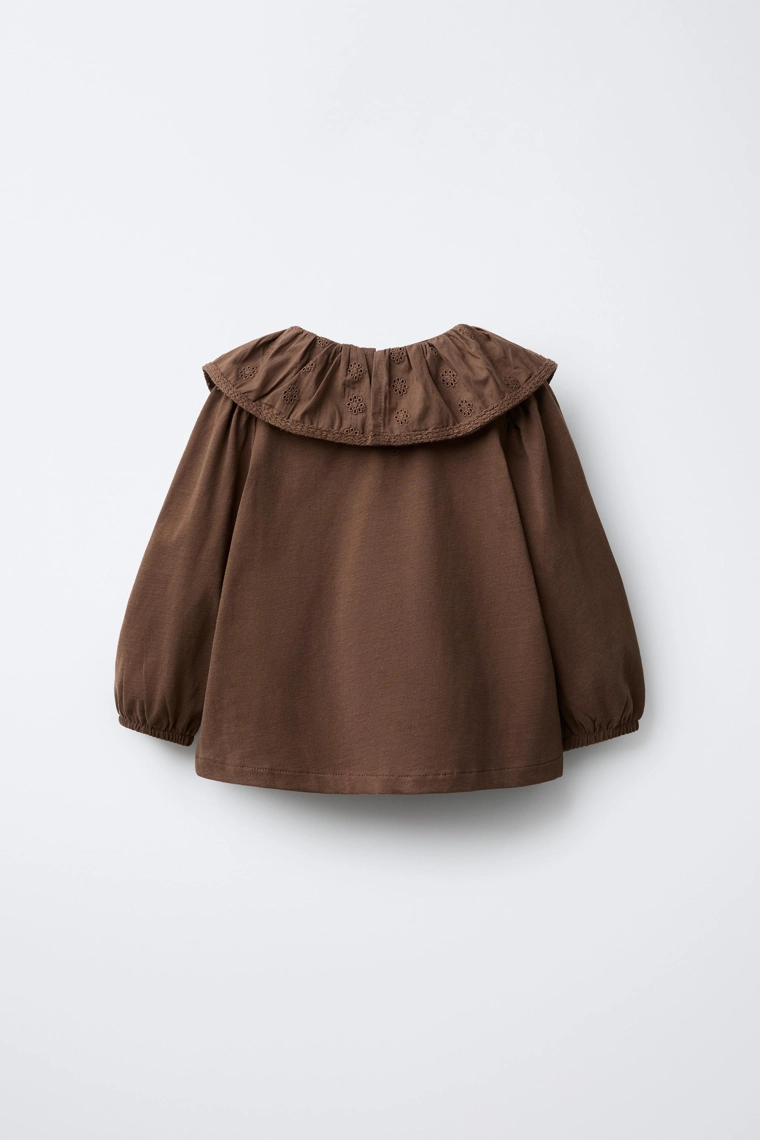 Футболка с вшитым воротником-петер-пен