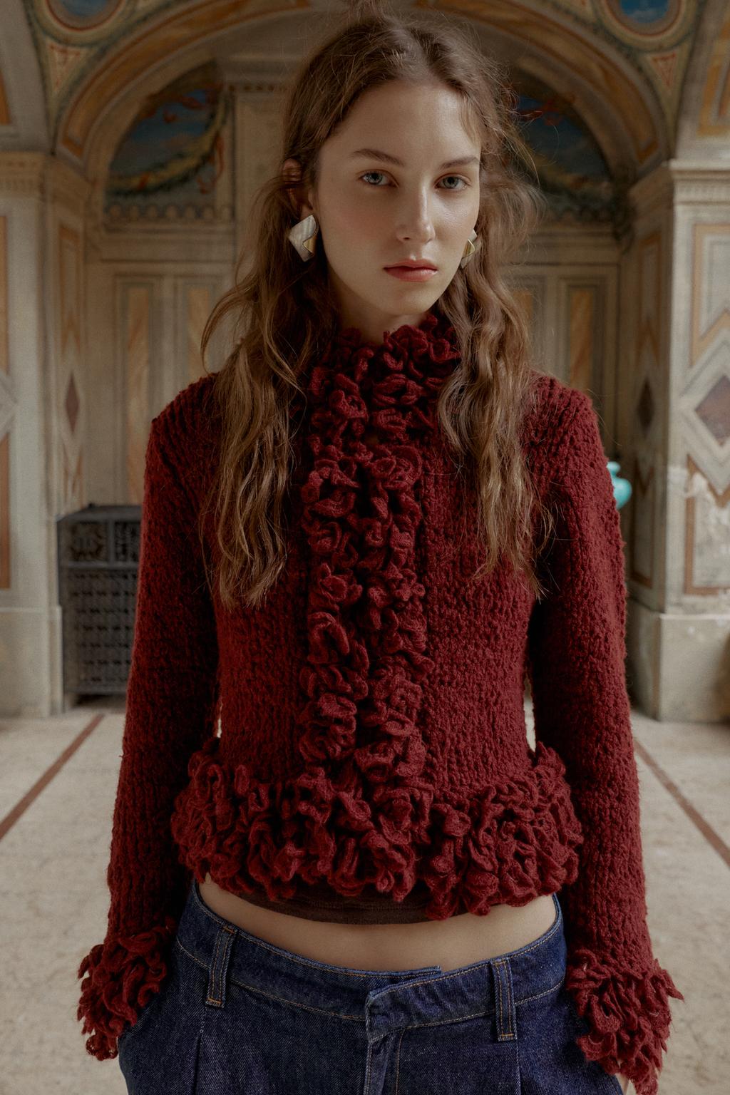 ВЯЗАНЫЙ ЖАКЕТ С БАХРОМОЙ