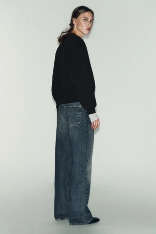 Толстовка с украшениями спереди- Заказать в России