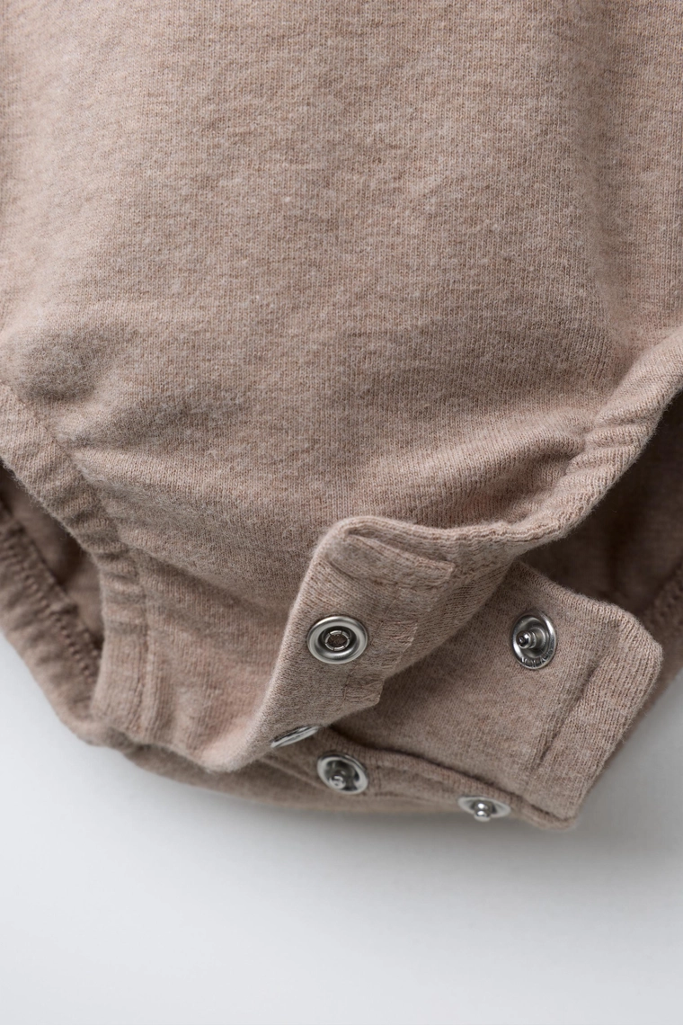 Набор из меланжевого боди и леггинсов