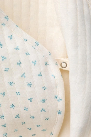 Стеганый комбинезон с цветочным принтом- Заказать в России