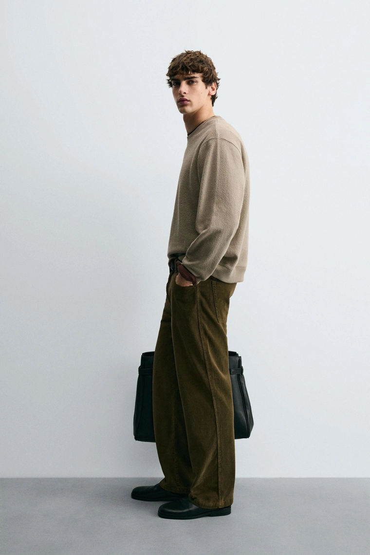 Текстурированный свитшот с округлым вырезом