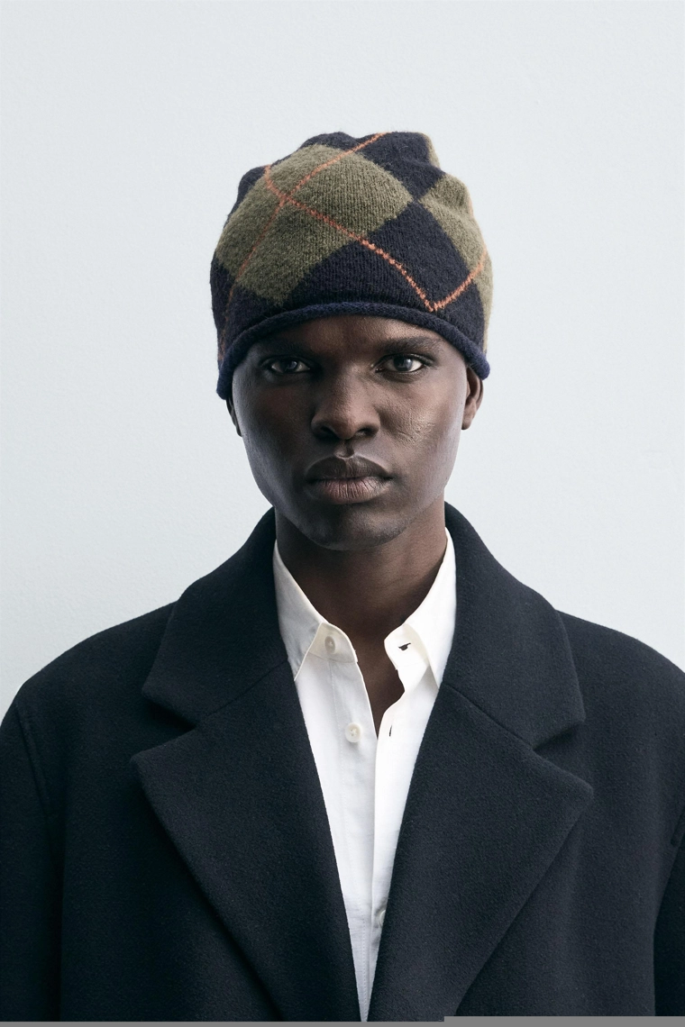 Шапка с жаккардовым узором diamond