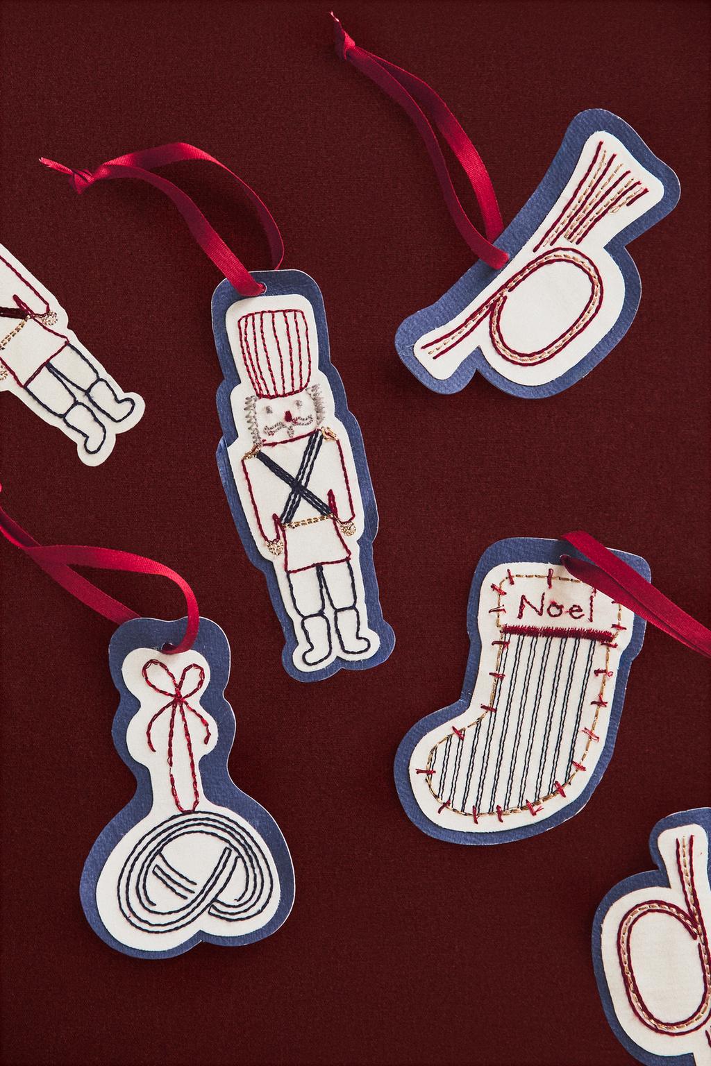 Набор бирок для подарков в виде рождественских фигур (набор из 8 штук)