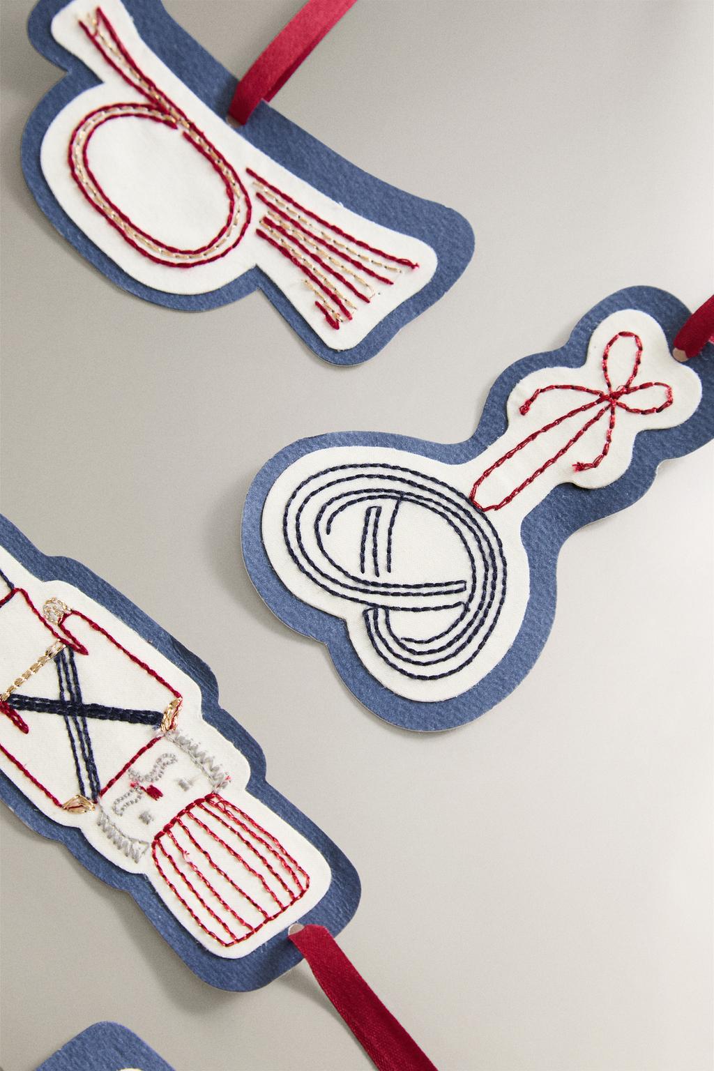 Набор бирок для подарков в виде рождественских фигур (набор из 8 штук)