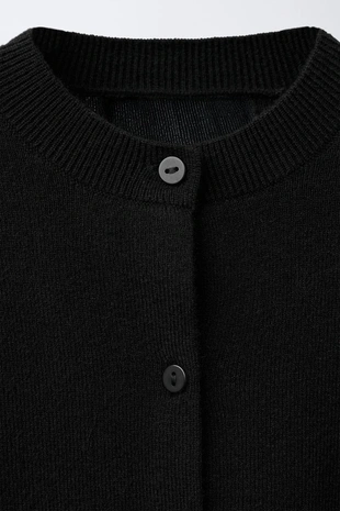 Трикотажный кардиган со съемными перьями- Заказать в России