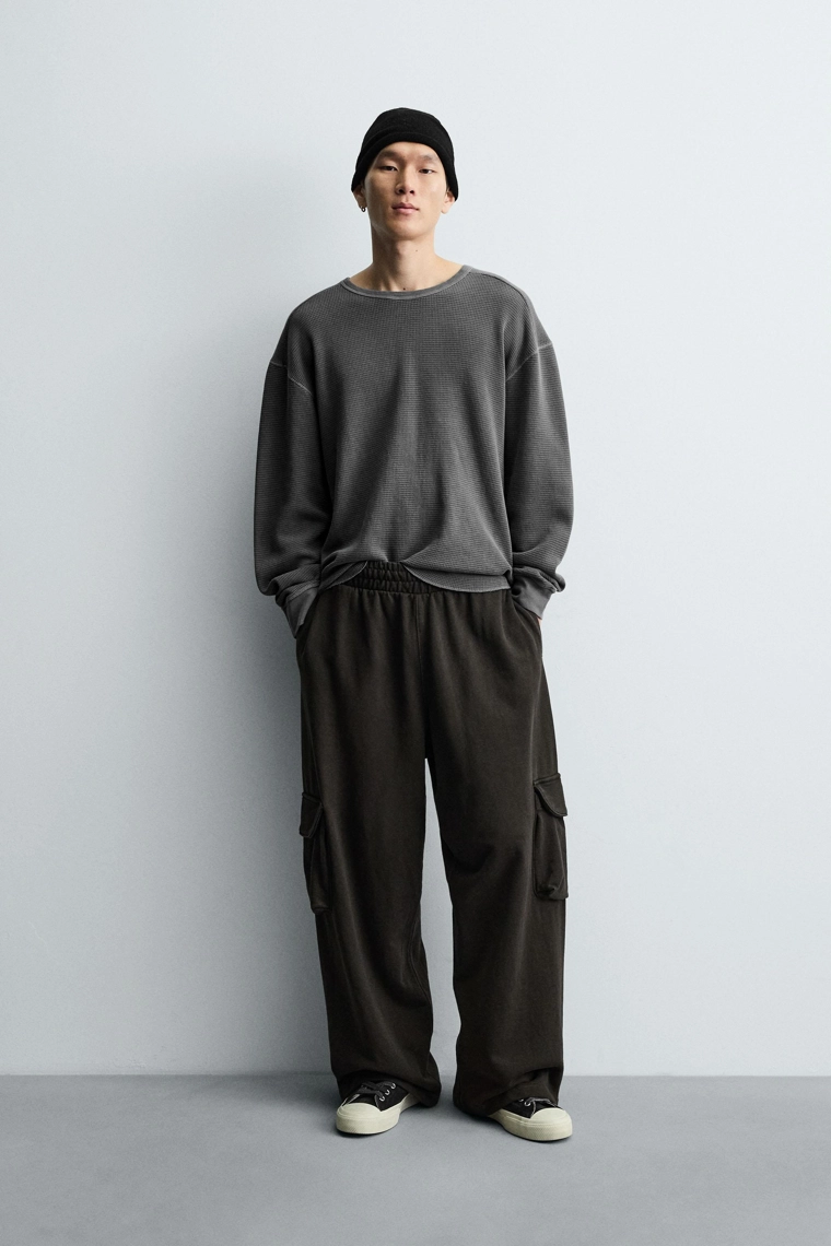 Футболка из мятого вафельного трикотажа