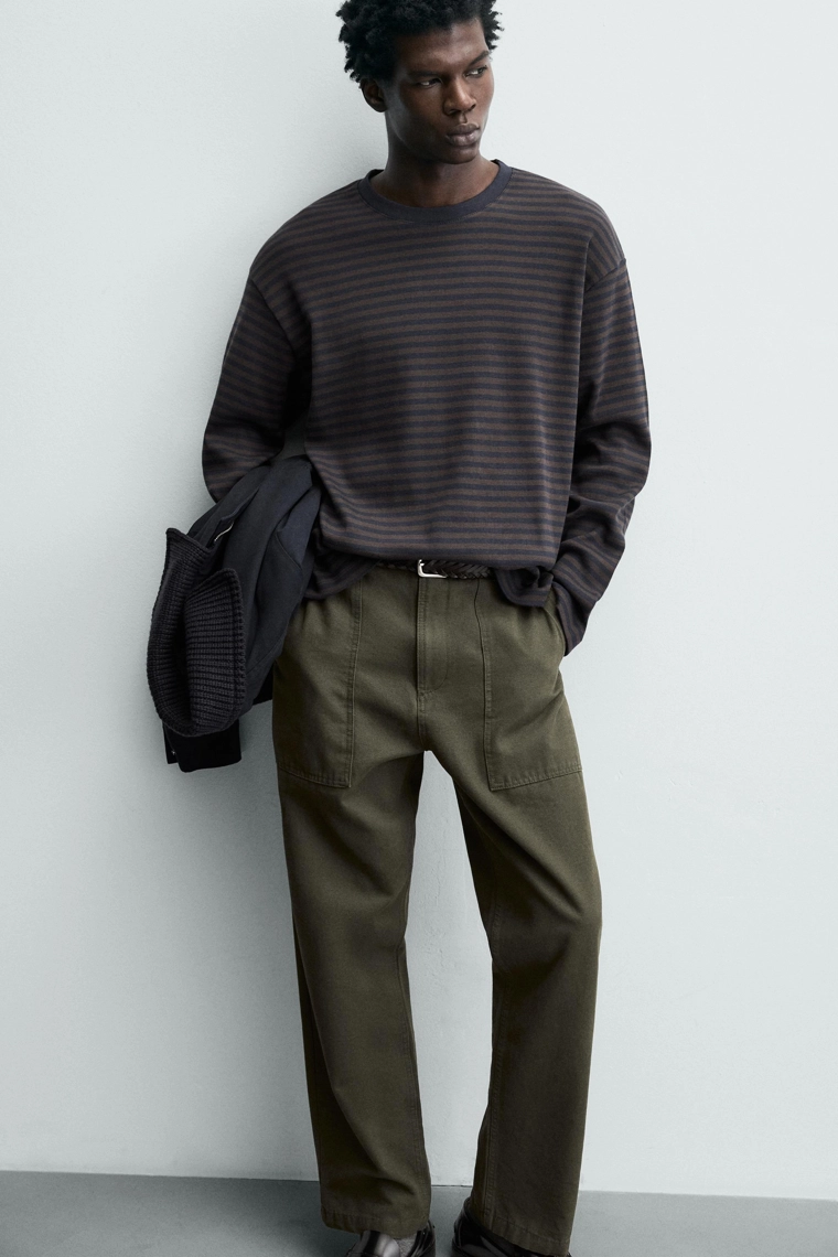 Полосатая футболка с контрастными деталями