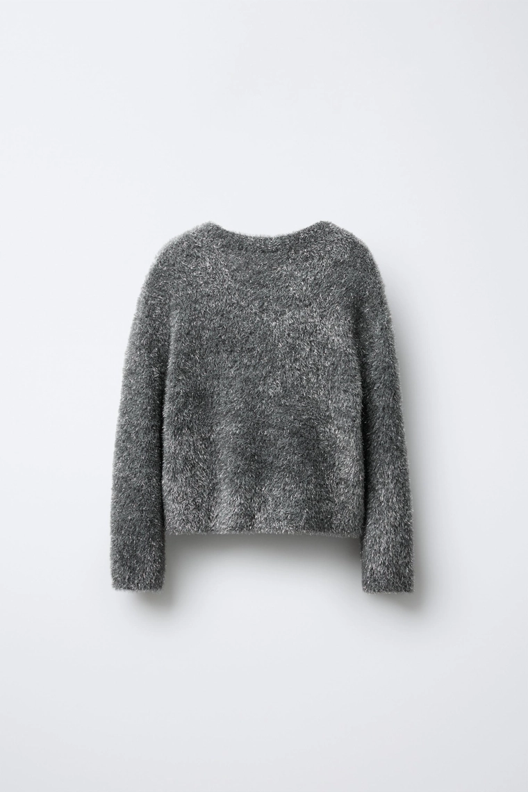 Сияющий вязаный свитер из искусственного меха