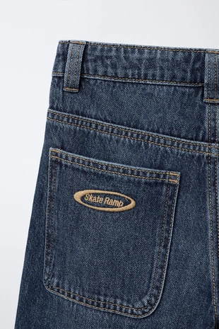 Джинсовые бермуды широкого кроя- Заказать в России