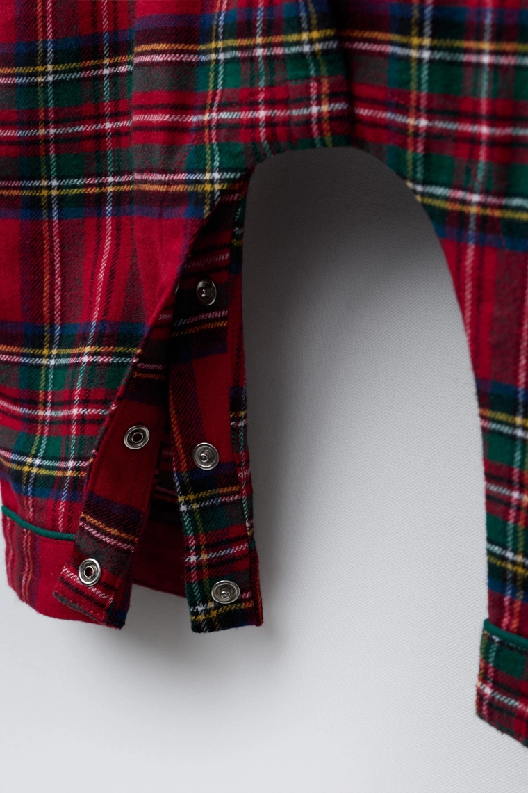 Комбинезон в клетку из фланели с рубашечным воротником