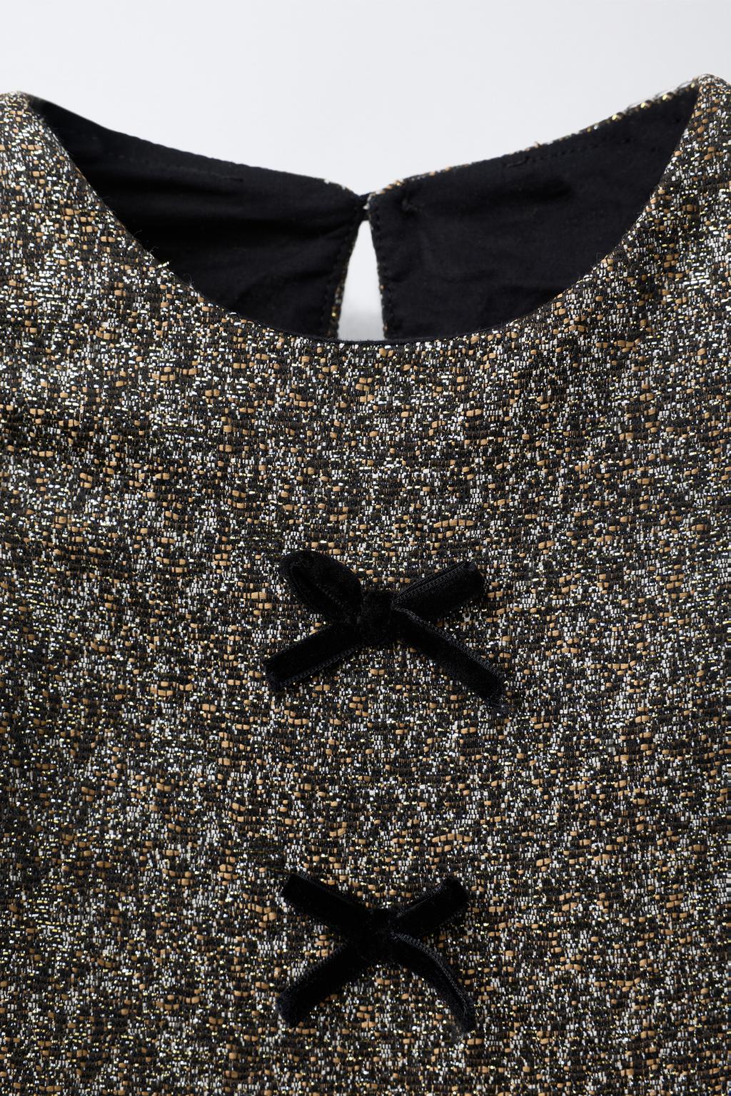 БАРХАТНОЕ ПЛАТЬЕ С БЛЕСТКАМИ И БАНТАМИ