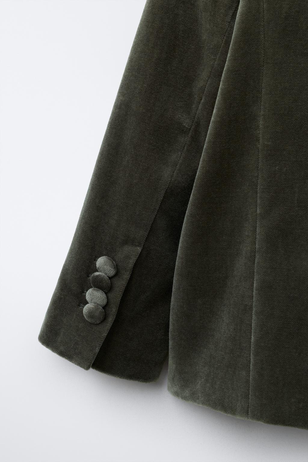 КОСТЮМНЫЙ БЛЕЙЗЕР ИЗ БАРХАТА