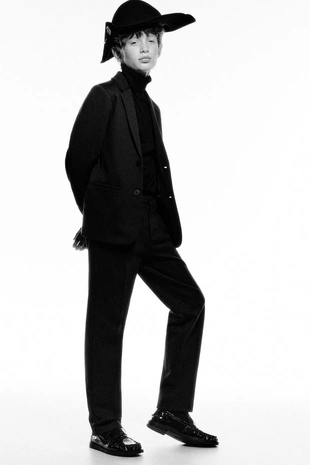 Костюмный блейзер из рельефной ткани - Заказать в России