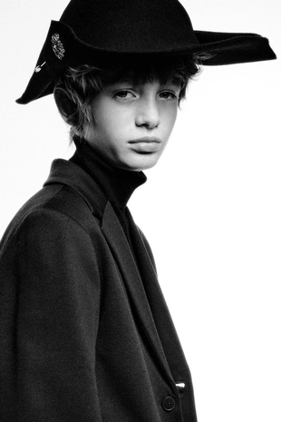 Костюмный блейзер из рельефной ткани - Заказать в России