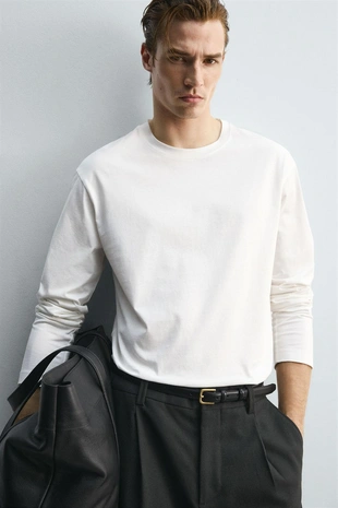 Мерсеризованная футболка с длинными рукавами — LIMITED EDITION- Заказать в России