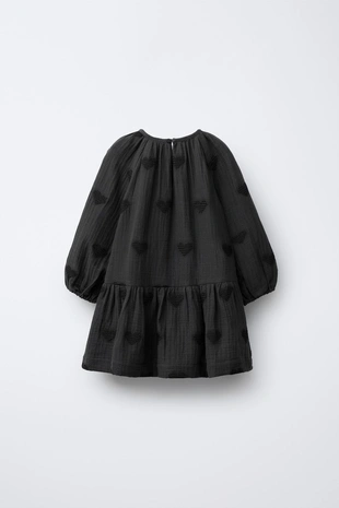 Платье с вышивкой «сердечки»- Заказать в России