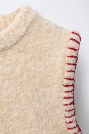 Вязаный жилет с сердечками- Заказать в России