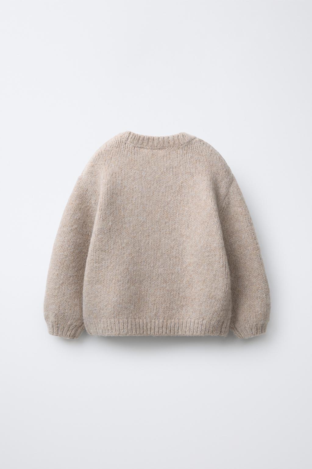 ОДНОТОННЫЙ СВИТЕР